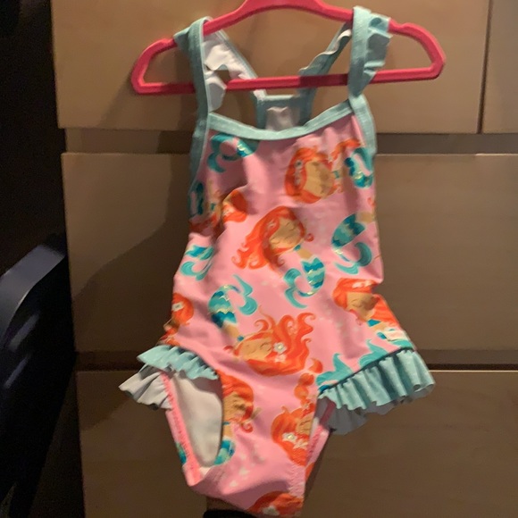 Mermaid one piece size 2-3yrs (2T) - Picture 2 of 4